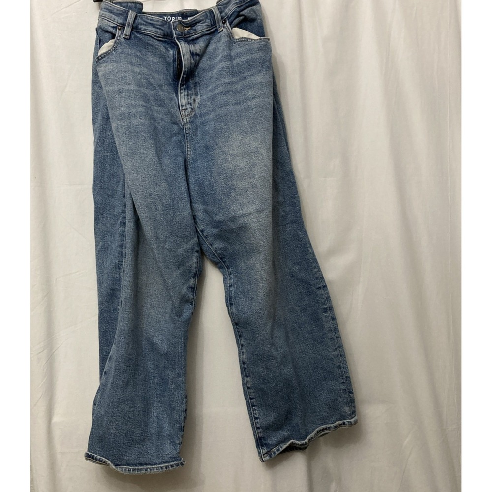 Torrid Blue Medium Wash High-Rise Ankle Crop Classic Denim Stretch Jeans - SZ 24